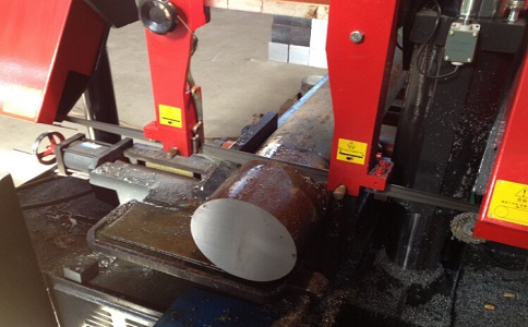 万秀卧式带锯床加工时出现明显振荡如何排查？